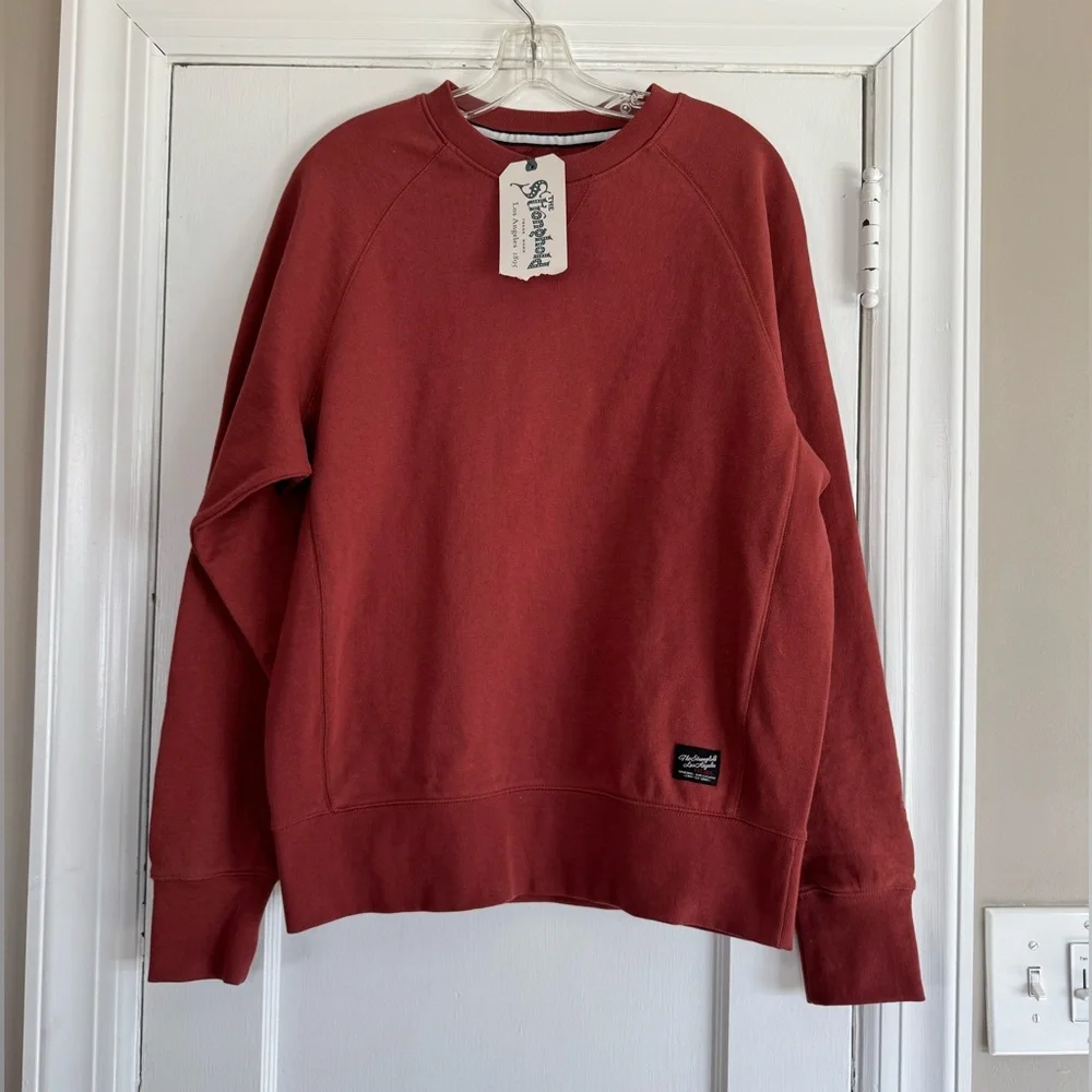 The Stronghold LA Crew neck NWT